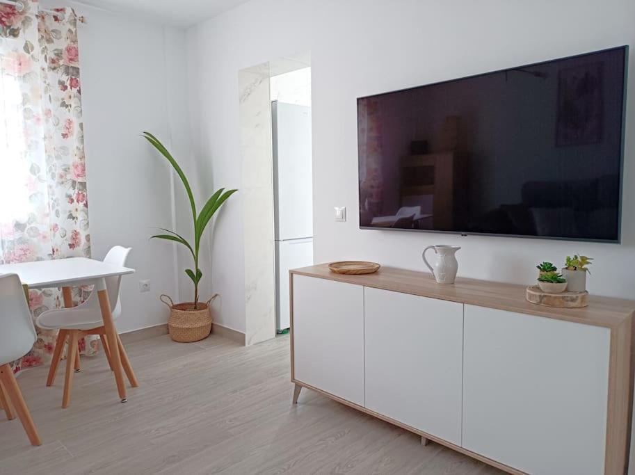 Apartamento Entero Con Solarium En Sabinillas, Con Piscina Y Al Lado Del Puerto De La Duquesa Manilva Exterior photo
